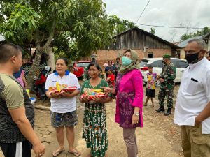 Peduli Korban Banjir, Danrem 042/Gapu Beri Bantuan Sembako