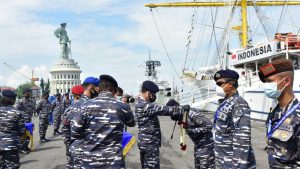 Gubernur AAL dan Ibu Asuh Taruna Sambut Kedatangan Taruna Satlat KJK 2020
