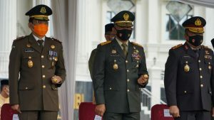 Danrem 042/Gapu Hadiri Upacara Peringatan Hari Jadi ke 64 Provinsi Jambi 