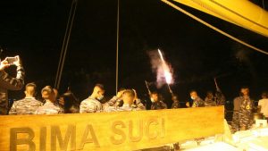 Satgas OBS 2020 Sambut Tahun Baru 2021 Di Geladak KRI Bima Suci