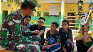 Beri Motivasi Anak Santri, Perwira Ini Sampaikan Wasbang di Lokasi TMMD
