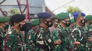 Danlantamal V Hadiri Upacara Pemberangkatan Satgas Pengamanan Perbatasan RI-PNG