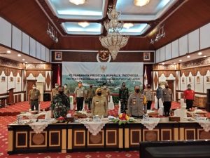 Danrem 042 Gapu Hadiri Rakornas Pengendalian Kebakaran Hutan dan Lahan Melalui Vidcon