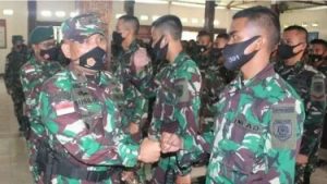 Pangkoopsgab Ingatkan Prajurit Yonif 501, “Tidak Ada Sejengkal Tanah di Daerah Operasi Aman”