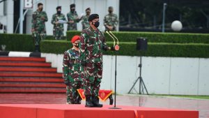 Panglima TNI Pimpin Apel Gelar Kesiapan Tenaga Vaksinator dan Tracer Covid-19