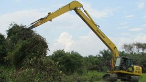 Pra TMMD di Kodim 0415 Batanghari Kerahkan 2 Alat Berat Untuk Buka Jalan
