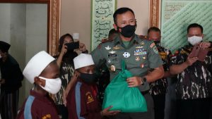 Kunjungi Ponpes Darur Rasul, Danrem 061 Bangga Ada Santrinya Jadi Anggota TNI