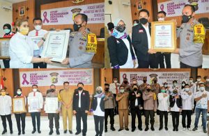 Respon Cepat Ungkap Predator Anak, Kapolres Tanjab Barat Terima Penghargaan Dari Komnas PA dan TRCPPA