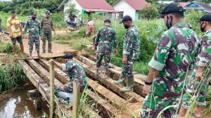 Satgas Yonif 407/PK Terus Lakukan Yang Terbaik Untuk Warga Perbatasan