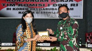 Pangdam II/Sriwijaya Dampingi Tim Komisi I DPR RI Kunjungi Korem 043/Gatam