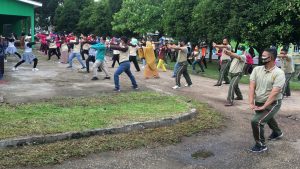 Jaga Kebugaran Tubuh Dimasa Pandemi, Babinsa Senam Sehat Bersama Masyarakat Jambi Selatan