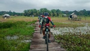 Sambil Gowes Bareng, Kasdim 0415/Batanghari Tinjau Lokasi Pra TMMD Di Sungaiterap