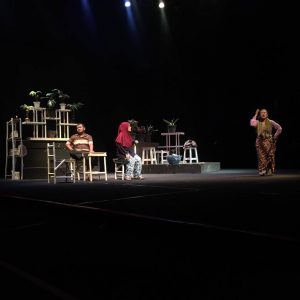 Pementasan Teater Sintung Palalaw oleh Teater AiR Kota Jambi  sebagai Wujud Pengenalan Mitos Daerah