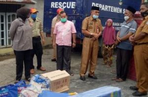 Pjs Sekda Santuni Korban Kebakaran di Lorong Kampar