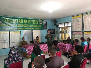 Antusias Warga Sungaiterap Saat Terima Sosialisasi Tentang Paham Radikalisme dari Satgas 