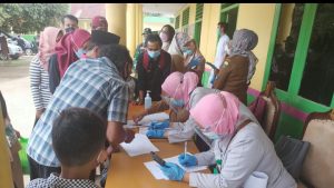 Warga Antusias Manfaatkan Pengobatan Gratis Di Lokasi TMMD Sungaiterap