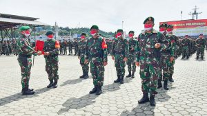 Danrem 172/PWY Melepas Purna Tugas Tiga Satgas TNI di Papua