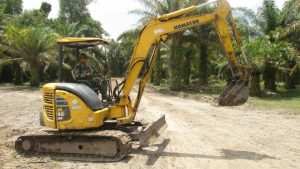 Ternyata anggota Satgas Mampu Gunakan Alat Berat