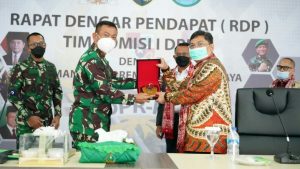 Pangdam II/Sriwijaya Dampingi Tim Komisi I DPR RI Kunjungi Korem 045/Gaya