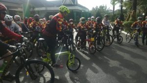 Tingkatkan Sinergitas, Danramil Telanaipura Ikuti Gowes Bersama Unsur Forkopimda Kota Jambi