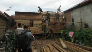 Bedah Rumah Sulaiman di Lokasi TMMD Sudah Pasang Atap 