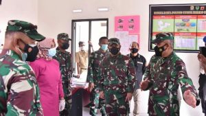 Aster Panglima TNI Tinjau Posko Terpadu PPKM Berskala Mikro di Cirebon