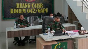 Wujudkan Kesamaan Visi, Pejabat Personel Korem 042/Gapu Ikuti Rakernis