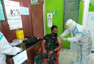 Prajurit TNI di Merangin Terima Suntikan Vaksin Sinovac