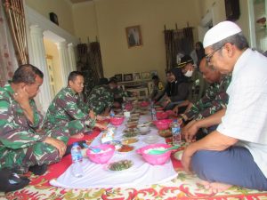 Sairozi : Adalah Sebuah Kehormatan Bisa Menjamu Makan Siang Bersama Bupati dan Pak Dandim