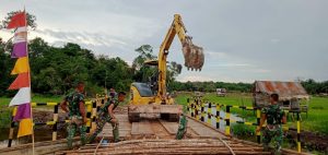 Test Ketahanan Jembatan Dengan Ekskavator