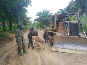 Terus Berpacu, Pembukaan Jalan TMMD Di Desa Mekarjaya Capai 20 Persen