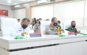 Polda Jambi Bersama Forkopimda Ikuti Vicon Rapat Lintas Sektoral Ops Ketupat Tahun 2021