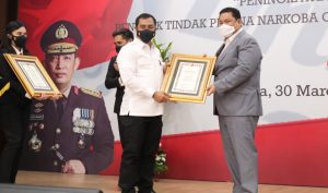 Sinergi BNN-Bareskrim Kuat, Kepala BNN Dianugerahi Piagam Kehormatan