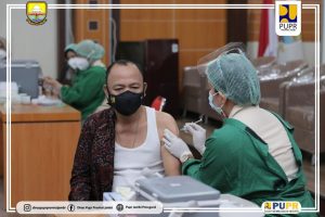 Laksanakan Suntik Vaksin Covid-19, Kadis PUPR: Jangan Takut, Ini Aman dan Halal