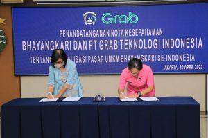 Hari Kartini, Bhayangkari dan PT Grab Tandatangani MoU Digitalisasi UMKM se-Indonesia