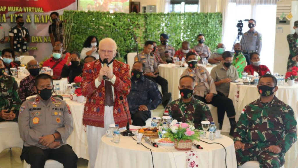 Panglima TNI Tatap Muka Virtual Dengan Jajaran Kodam XVII/Cenderawasih Bersama Tokoh Agama Papua