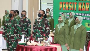 Peringatan HUT Ke-75, Persit KCK PD II/Swj Gelar Syukuran