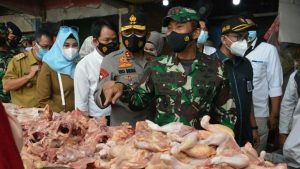 Jelang Ramadhan, Pangdam II/Sriwijaya Bersama Unsur Forkopimda Sumsel Tinjau Harga Sembako Di Pasar Tradisional