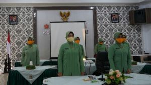 Ketua Persit KCK Koorcabrem 042 Mengikuti Acara HUT Dharma Pertiwi ke 57 Secara Virtual