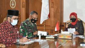 Danrem 042/Gapu Hadiri Rapat Koordinasi Pelaksanaan PPKM Jelang Lebaran