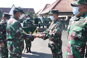 Danseskoad Serahkan Tiga Unit Kendaraan Dinas Untuk Pejabat Kabid