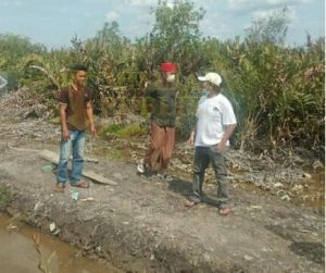 Wakil Ketua DPRD Tanjabbar H. Syafril Simamora Bersilaturahmi Bersama Masyarakat Kampung Nelayan