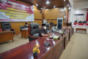 DPRD Tanjabbar Gelar Rapat Paripurna Penyampaian Nota Pengantar LKPJ Bupati Tanjabar Tahun 2021 dan Rapat Khusus Penangan Covid 19