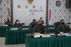Danrem 042/Gapu ikuti Rakor PPKM Mikro Secara Vitual Se – Kodam II/Sriwjaya