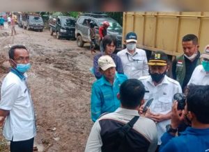 Tinjau Jalan Rusak di Tanjab Timur, Kadis PUPR Provinsi Jambi: Kami akan Bangun Posko