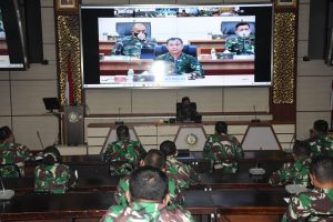 Perwira Siswa Dikreg Seskoad Menerima Pembekalan Dari Waasops Kasad