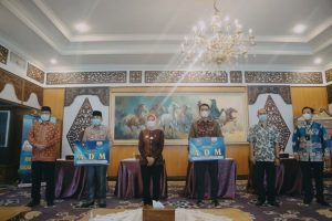 Pemkab Tanjabbar Terima Mesin Anjungan Dukcapil Mandiri dari Kemendagri