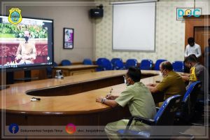 Wabup Tanjab Timur Dengarkan Arahan Presiden RI Tentang Pengendalian Karhutla Tahun 2021