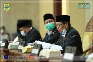 Bupati dan Wakil Bupati Tanjab Timur ikuti Rapat Paripurna Istimewa
