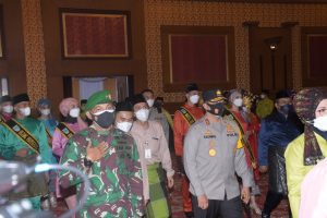 Kapolda Hadiri Rapurna Istimewa DPRD Kota Dalam Rangka Peringati Hari jadi Kota Jambi Ke 75